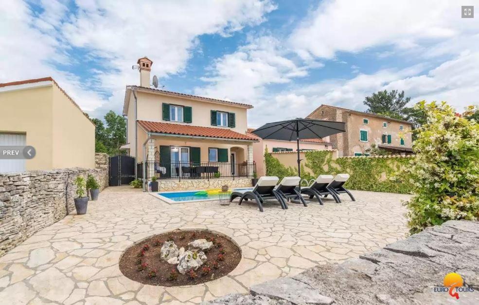 Villa Grguci Kanfanar Exterior photo