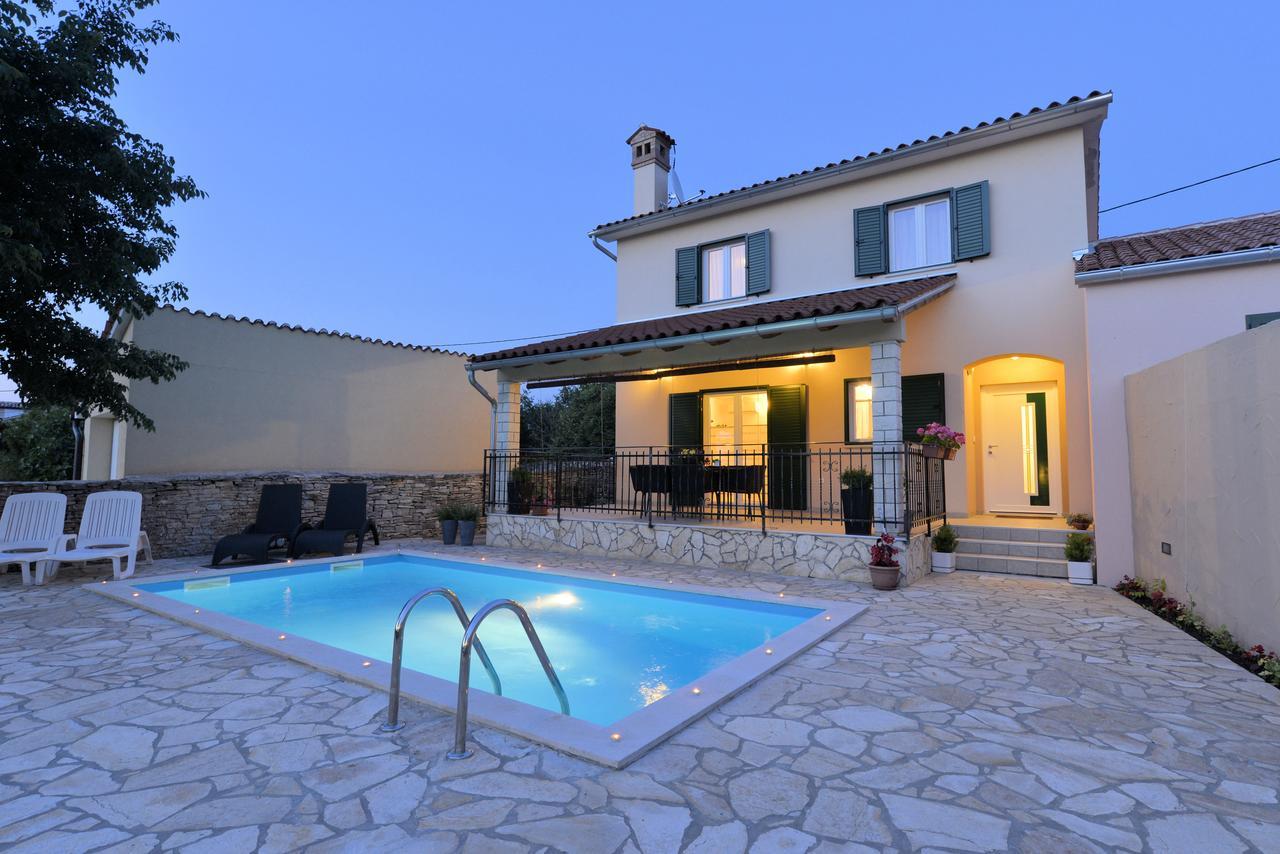 Villa Grguci Kanfanar Exterior photo